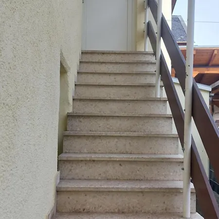 Apartment 아파트 프레이메르스하임